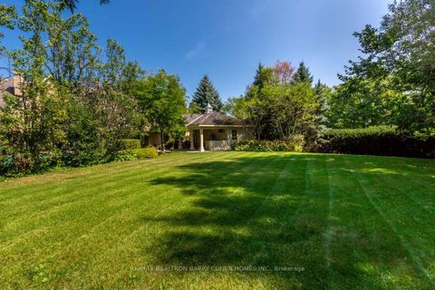 Photo 35 at 17 Bayview Ridge, York Mills, Toronto