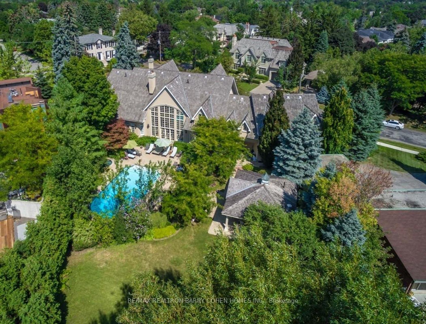 17 Bayview Ridge, York Mills, Toronto photo number 2