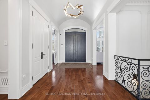 Photo 2 at 129 Country Club Drive, Rural King, King