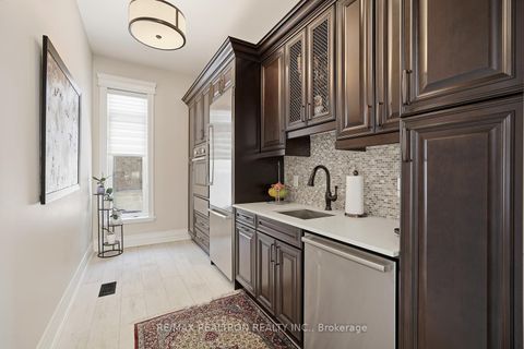 Photo 15 at 129 Country Club Drive, Rural King, King