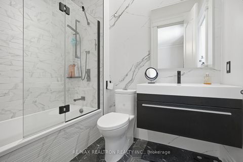 Photo 28 at 129 Country Club Drive, Rural King, King