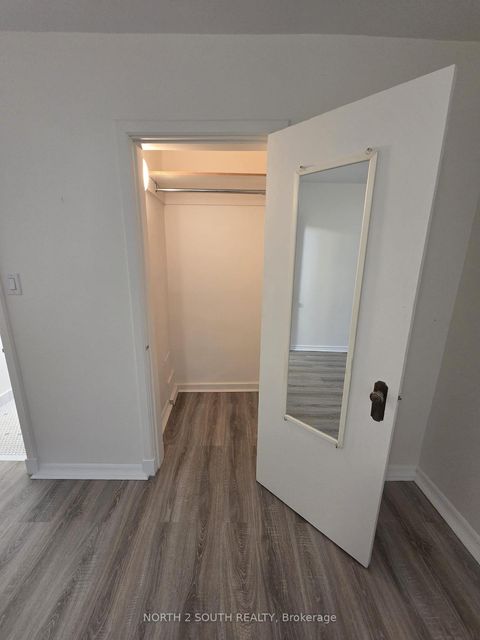 Photo 23 at 210 - 707 Eglinton Avenue W, Forest Hill South, Toronto