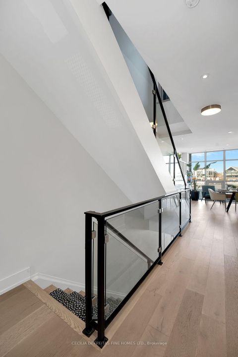 Photo 11 at 3793 Mangusta Court, Rural Innisfil, Innisfil