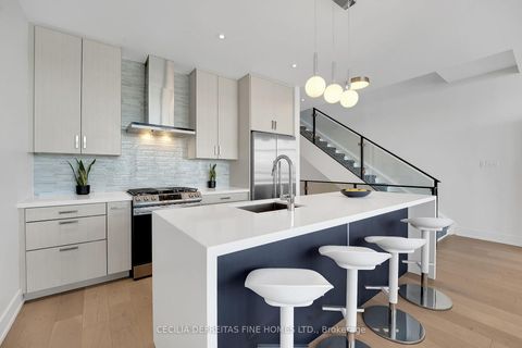 Photo 12 at 3793 Mangusta Court, Rural Innisfil, Innisfil