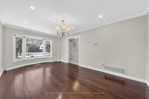 Photo 6 at 3 Windrush Trail, Highland Creek, Toronto