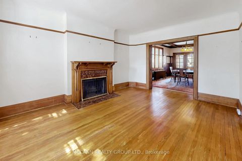 Photo 3 at 252 Sheldrake Boulevard, Mount Pleasant East, Toronto