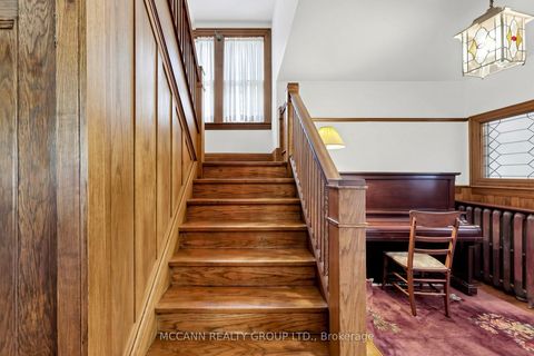 Photo 16 at 252 Sheldrake Boulevard, Mount Pleasant East, Toronto