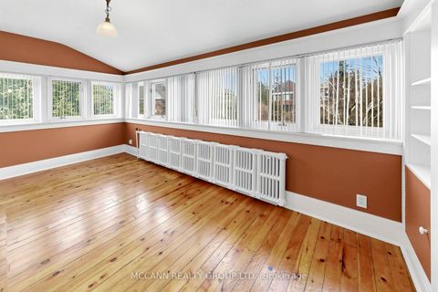 Photo 19 at 252 Sheldrake Boulevard, Mount Pleasant East, Toronto