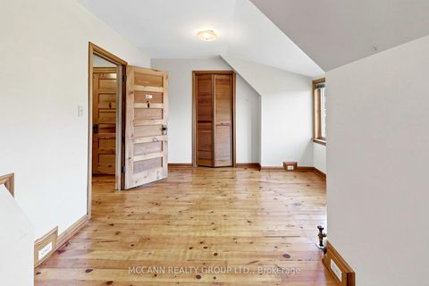 Photo 30 at 252 Sheldrake Boulevard, Mount Pleasant East, Toronto