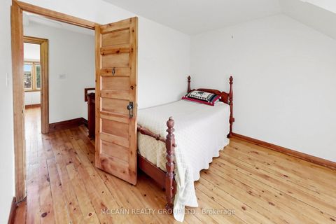 Photo 34 at 252 Sheldrake Boulevard, Mount Pleasant East, Toronto