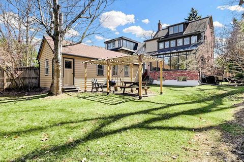 Photo 37 at 252 Sheldrake Boulevard, Mount Pleasant East, Toronto