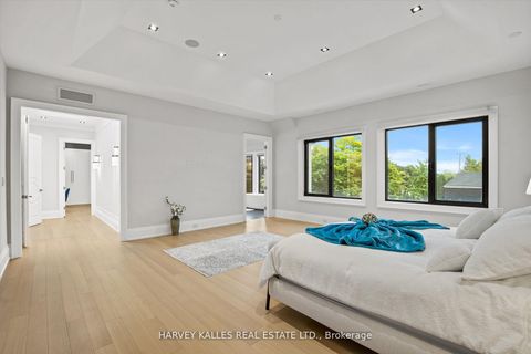 Photo 21 at 1 Silvergrove Road, Windfields, Toronto