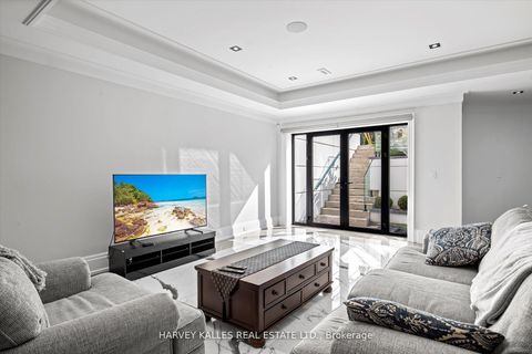 Photo 31 at 1 Silvergrove Road, Windfields, Toronto