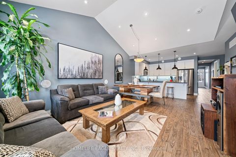 Photo 2 at 2962 Murphy Place, Rural Innisfil, Innisfil