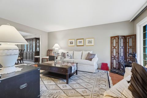 Photo 6 at 17 Black Willow Court, Oak Ridges, Richmond Hill