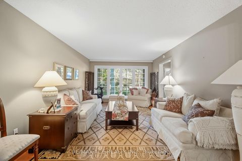 Photo 8 at 17 Black Willow Court, Oak Ridges, Richmond Hill