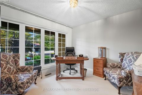 Photo 17 at 17 Black Willow Court, Oak Ridges, Richmond Hill