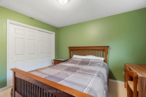 Photo 31 at 17 Black Willow Court, Oak Ridges, Richmond Hill