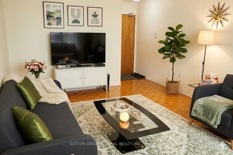 Photo 8 at 417 - 4673 Jane Street, Black Creek, Toronto