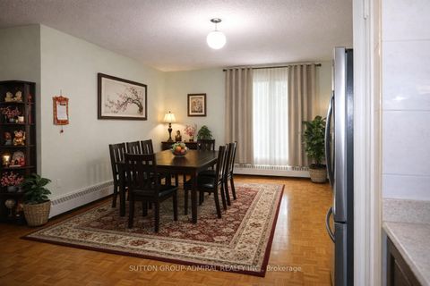 Photo 11 at 417 - 4673 Jane Street, Black Creek, Toronto
