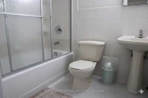 Photo 16 at 417 - 4673 Jane Street, Black Creek, Toronto