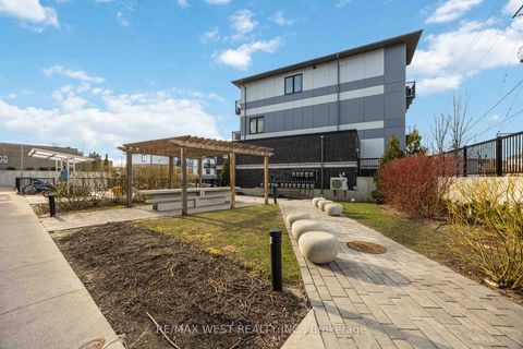 Photo 27 at 1 - 6 Bicknell Avenue, Eglinton West, Toronto