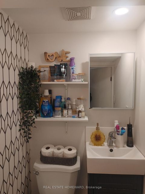 Photo 9 at 1191 Woodbine Avenue, Lumsden, Toronto