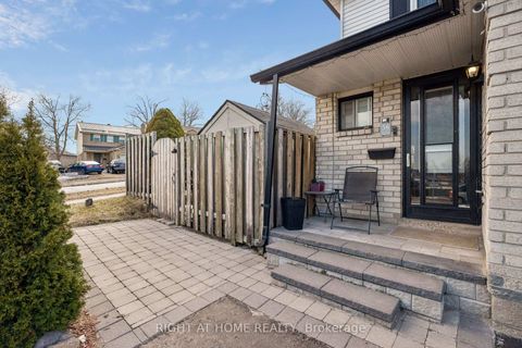 Photo 3 at 56 Hemingway Crescent, Letitia Heights, Barrie