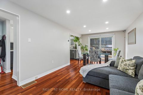 Photo 9 at 56 Hemingway Crescent, Letitia Heights, Barrie