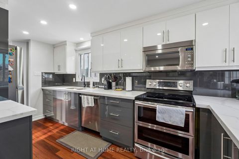 Photo 13 at 56 Hemingway Crescent, Letitia Heights, Barrie