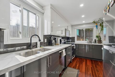 Photo 16 at 56 Hemingway Crescent, Letitia Heights, Barrie