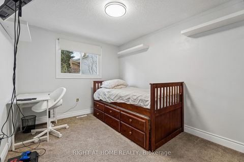 Photo 25 at 56 Hemingway Crescent, Letitia Heights, Barrie