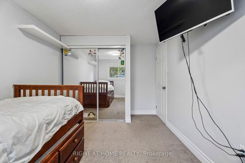 Photo 26 at 56 Hemingway Crescent, Letitia Heights, Barrie