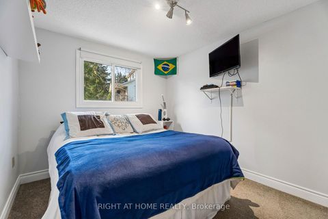 Photo 27 at 56 Hemingway Crescent, Letitia Heights, Barrie