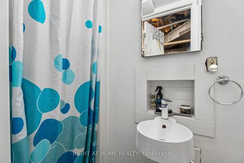 Photo 32 at 56 Hemingway Crescent, Letitia Heights, Barrie