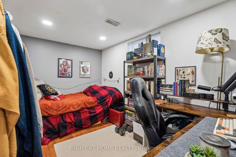 Photo 34 at 56 Hemingway Crescent, Letitia Heights, Barrie