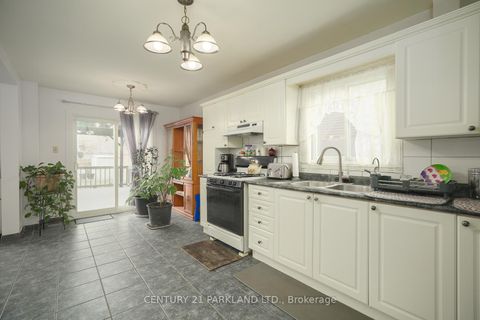 Photo 9 at 28 Fawcett Trail, Malvern, Toronto