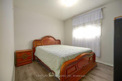 Photo 15 at 28 Fawcett Trail, Malvern, Toronto