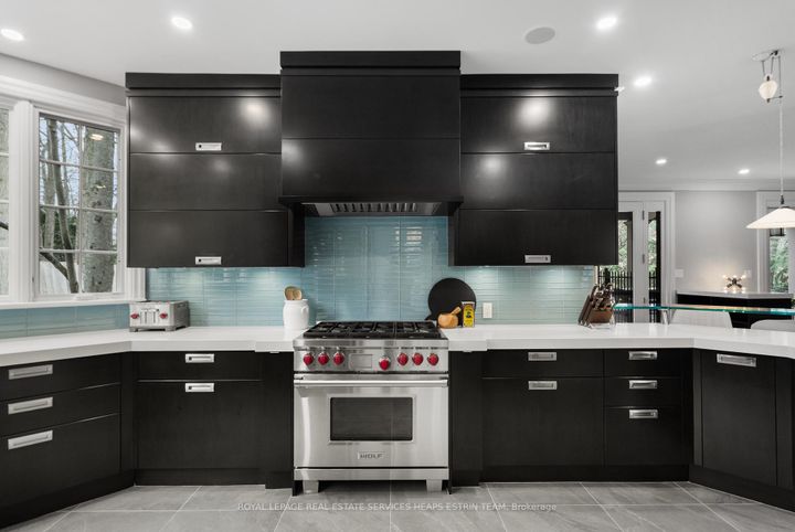 Photo 13 at 1554 Birchwood Drive, Lorne Park, Mississauga