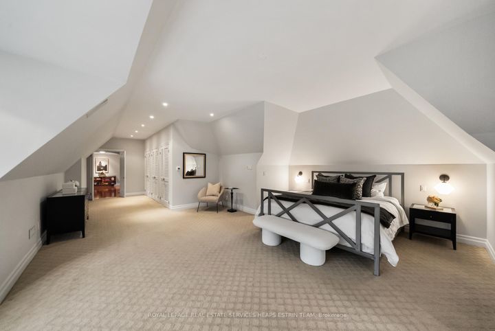 Photo 16 at 1554 Birchwood Drive, Lorne Park, Mississauga