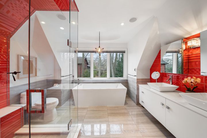 Photo 19 at 1554 Birchwood Drive, Lorne Park, Mississauga