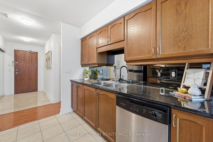 Photo 12 at 704 - 18 Kenaston Gardens, Bayview Village, Toronto