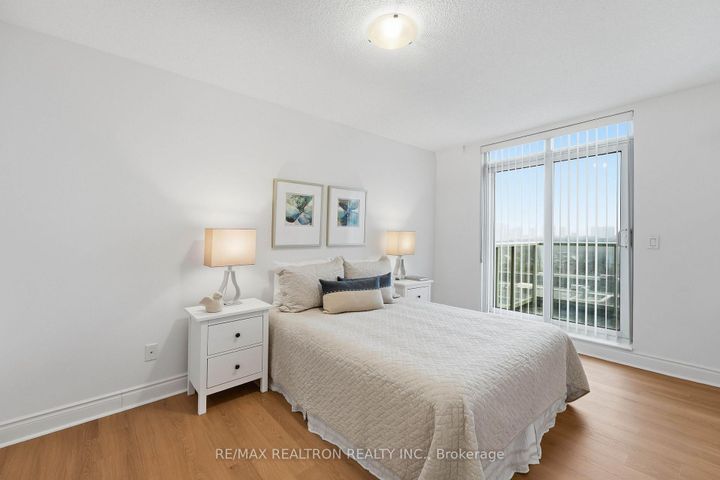 Photo 13 at 704 - 18 Kenaston Gardens, Bayview Village, Toronto