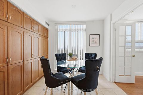 Photo 9 at 704 - 18 Kenaston Gardens, Bayview Village, Toronto