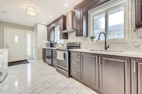 Photo 9 at 10 Blakemanor Boulevard, Woburn, Toronto