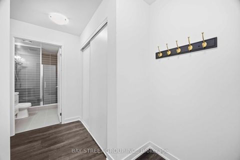 Photo 14 at 1020 - 8119 Birchmount Rd Road, Unionville, Markham