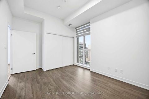 Photo 15 at 1020 - 8119 Birchmount Rd Road, Unionville, Markham