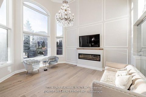 Photo 5 at 18 William Bowes Boulevard, Patterson, Vaughan