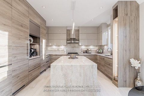 Photo 10 at 18 William Bowes Boulevard, Patterson, Vaughan