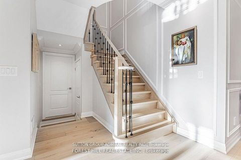 Photo 14 at 18 William Bowes Boulevard, Patterson, Vaughan